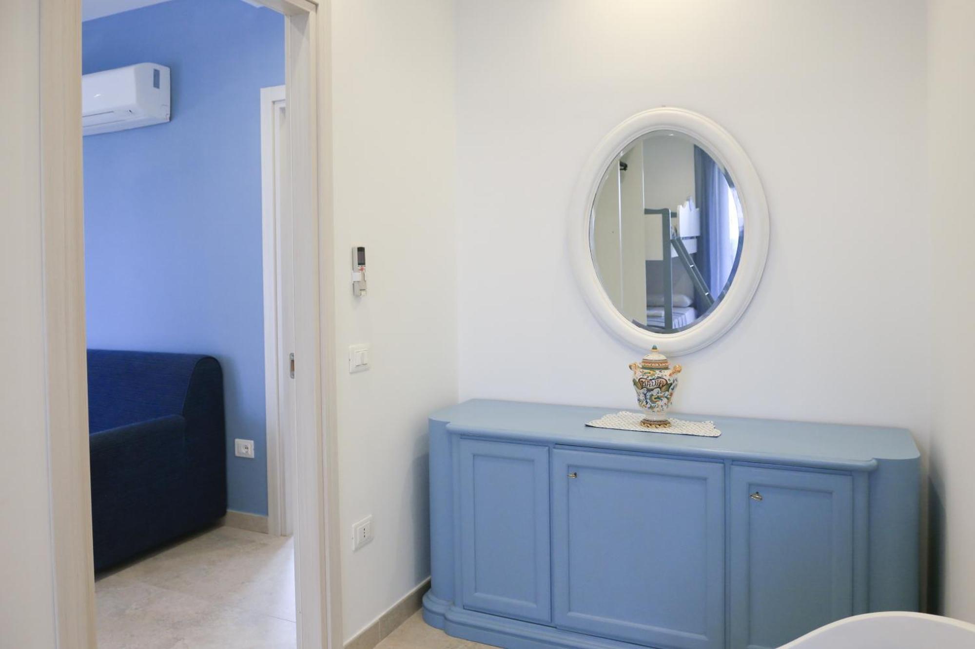 Villa Del Gaudio Rooms & Apartments カステッランマーレ・ディ・スタービア エクステリア 写真