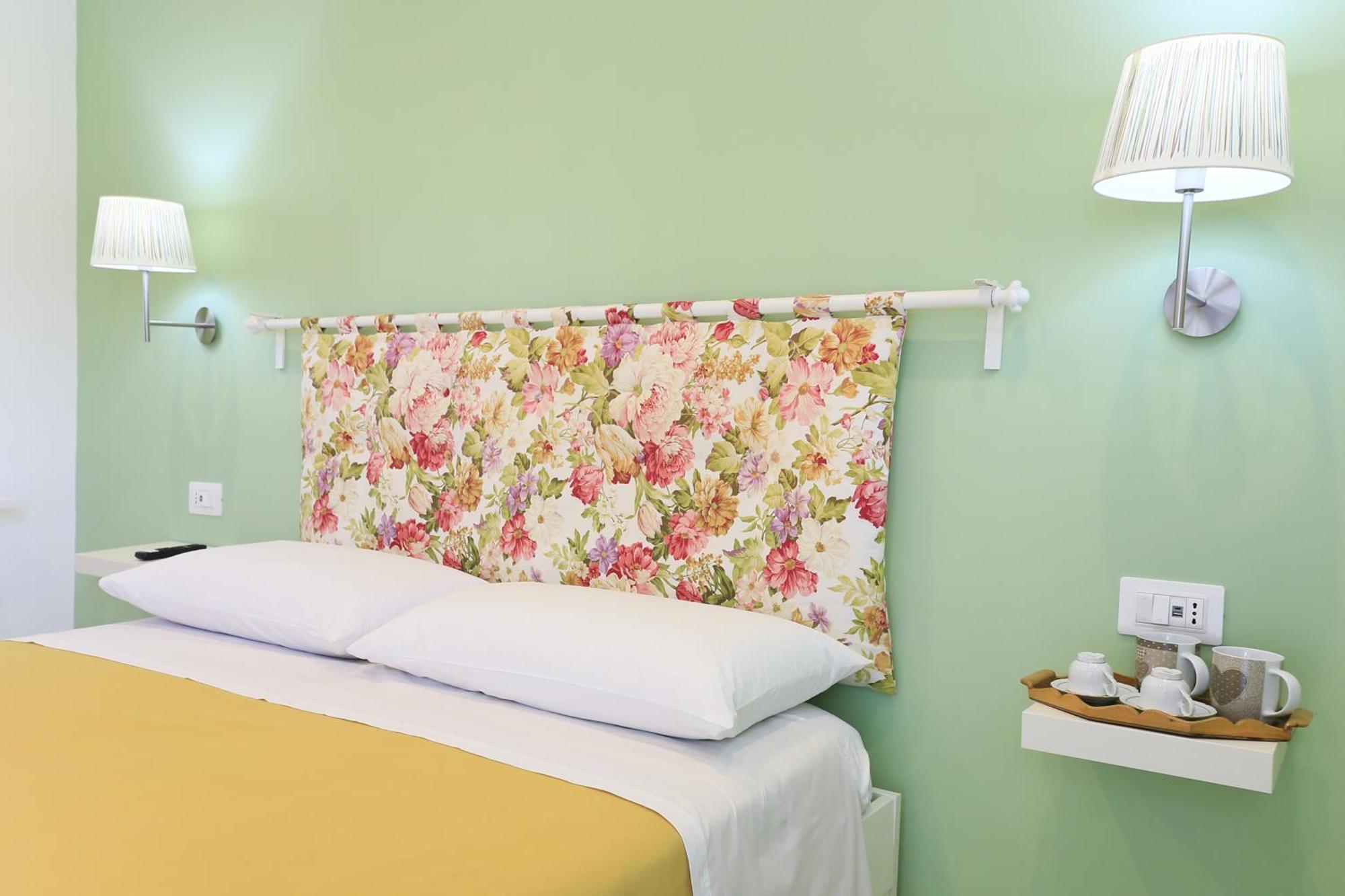 Villa Del Gaudio Rooms & Apartments カステッランマーレ・ディ・スタービア エクステリア 写真