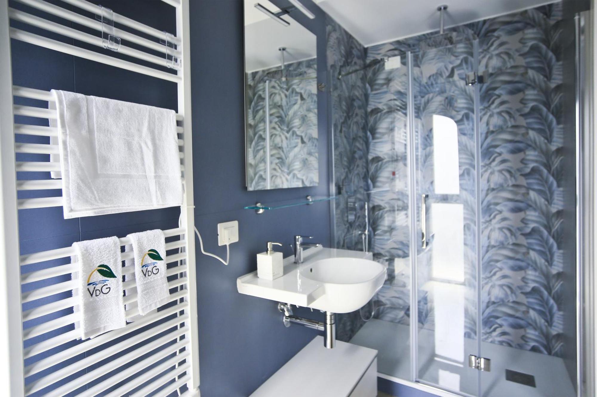 Villa Del Gaudio Rooms & Apartments カステッランマーレ・ディ・スタービア エクステリア 写真